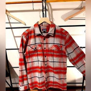 Patagonia sweater-jacket. Organic cotton.